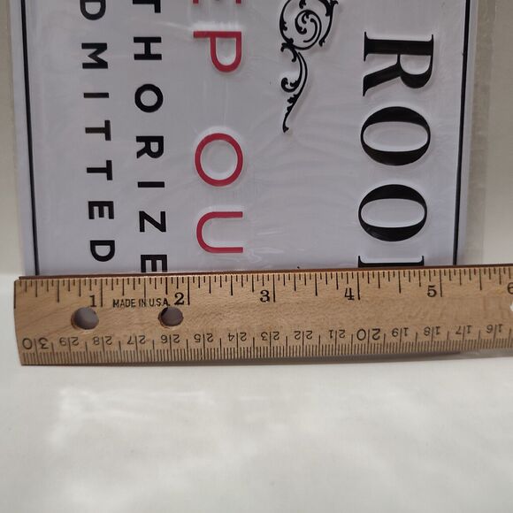 Willy Wonka and the Chocolate Factory Inventing Room Tin Sign Official Display - Picture 4 of 5